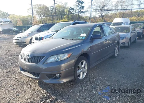 2011 Toyota Camry Se V6 z USA, uszkodzony, nr VIN 4T1BK3EK3BU625109